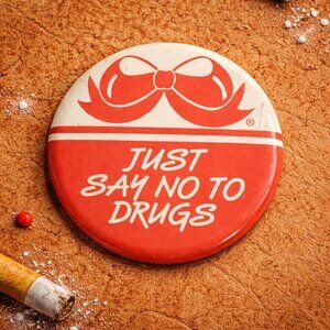 Just Say No To Drugs Vintage 1980's Lapel Pin Button - Nancy Reagan Campaign